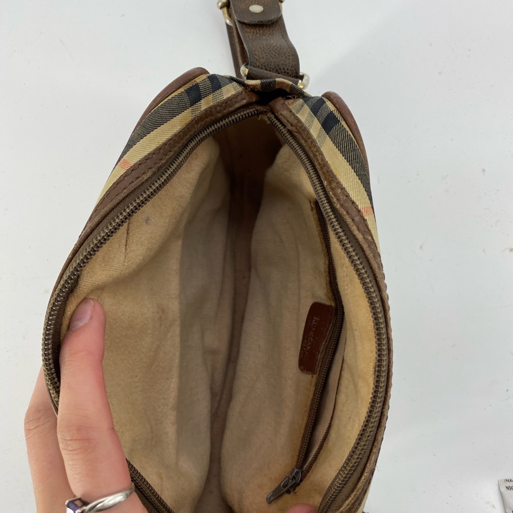 ❤️‍🔥SOLD❤️‍🔥Burberrys Crossbody bag - Picture 7 of 12